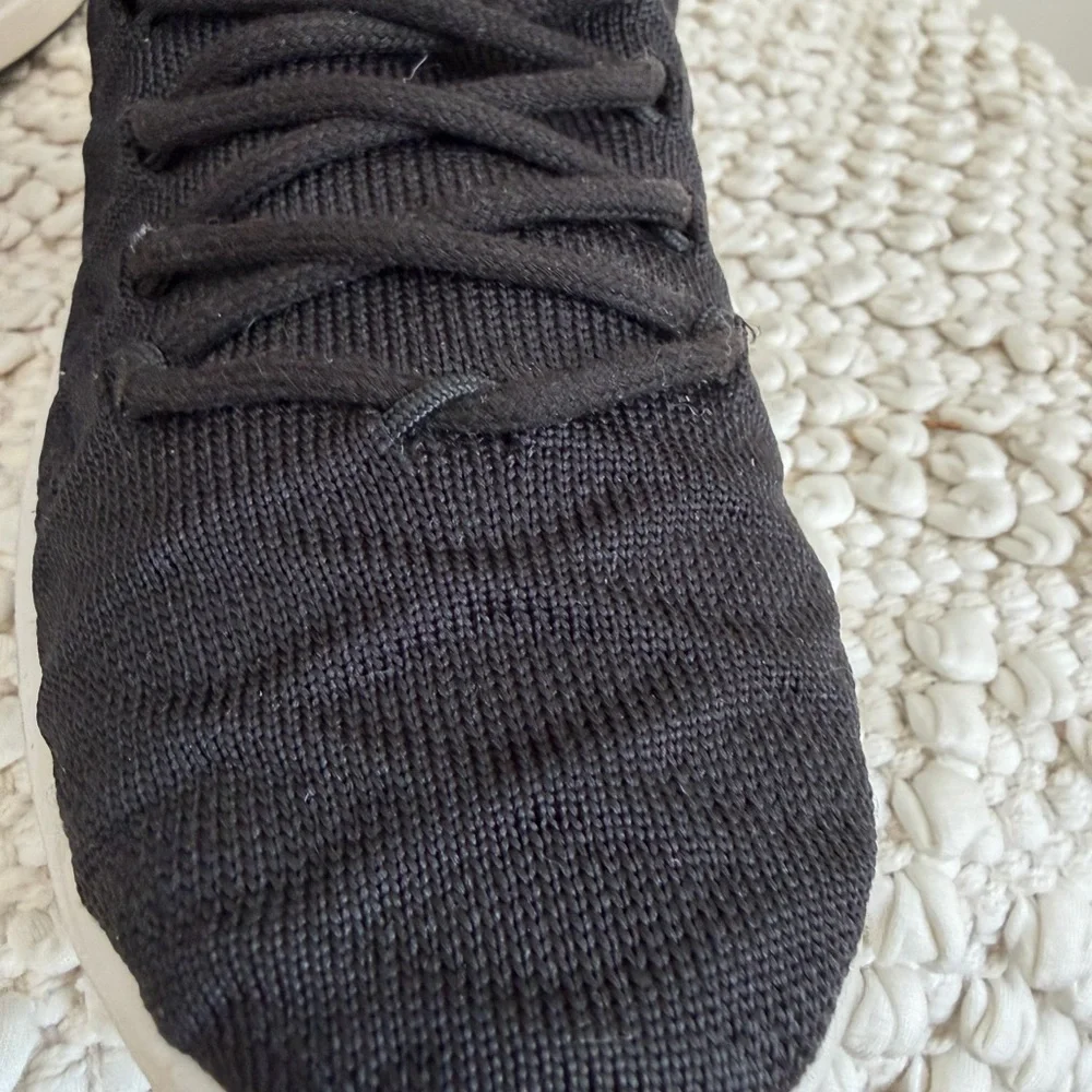 Authentic CHANEL Black ribbed knit lace up sneakers 38 1/2 - Picture 9 of 16